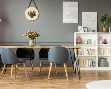 Choosing the Perfect Bar Chairs: Tips for Making the Right Decision